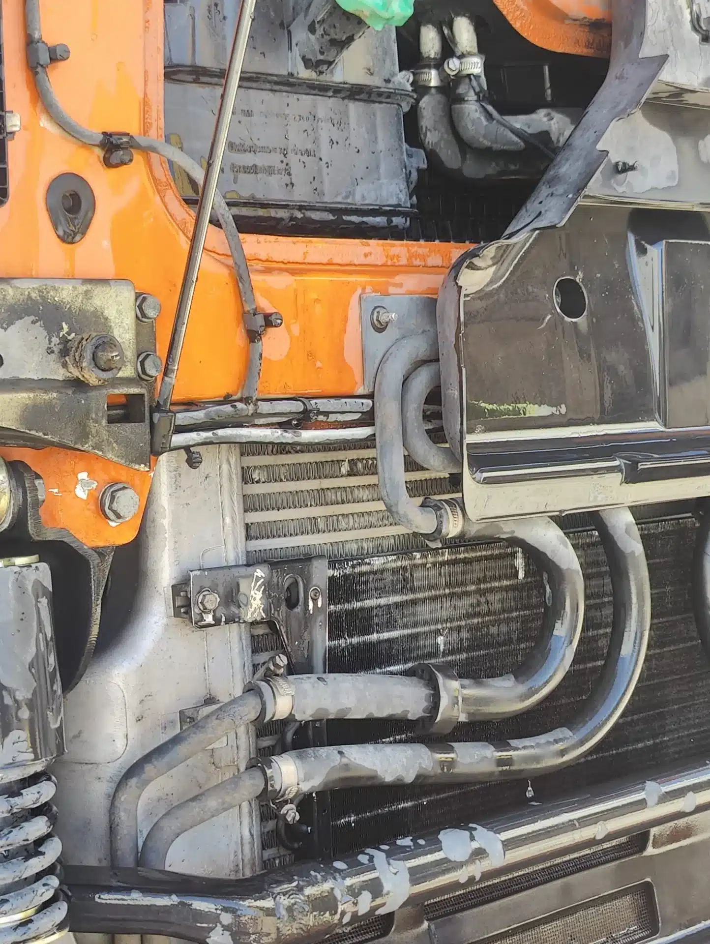 Resultado final de la limpieza del paquete de refrigeración Mercedes