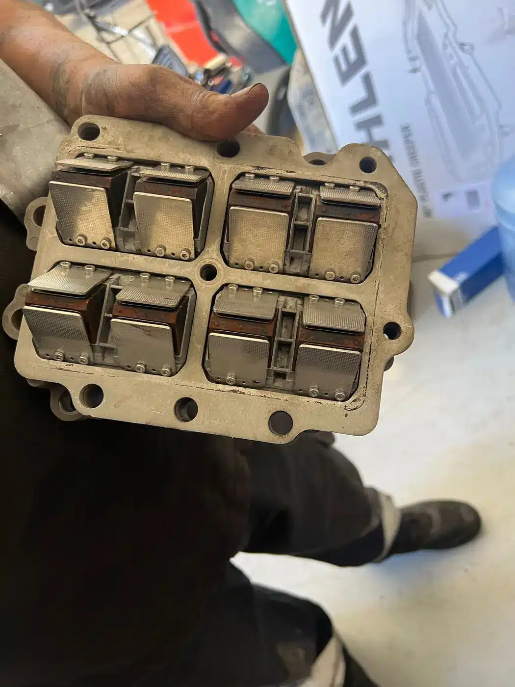 Conjunto EGR de MAN después de la limpieza con Ceramic Clean+