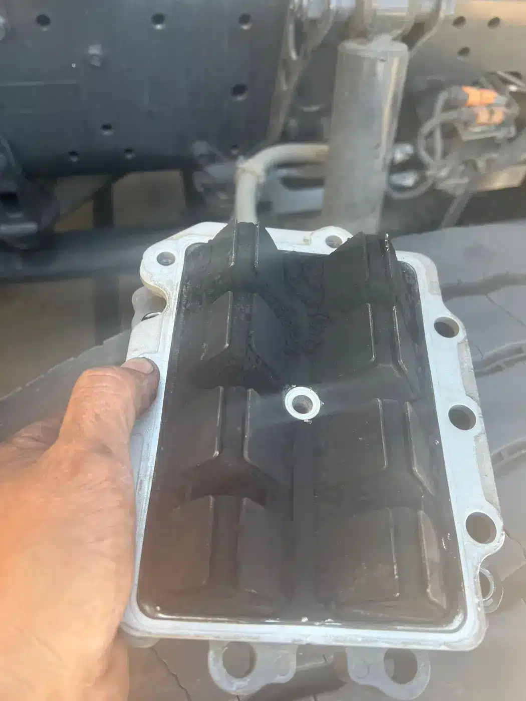 Conjunto EGR de MAN durante la limpieza con Ceramic Clean+